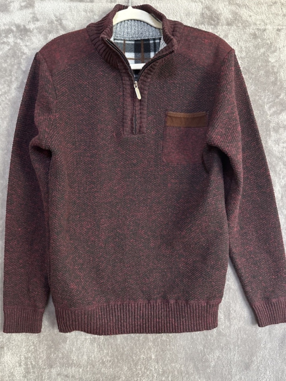 Manfinity Men's Quarter-Zip Pullover Sweater Burgundy Medium